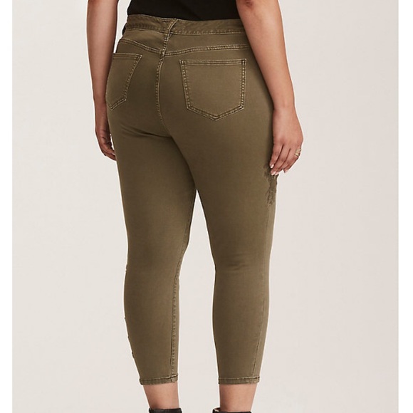 Torrid Embroidered Olive Skinny Capri Pant Size 22 - Picture 3 of 5